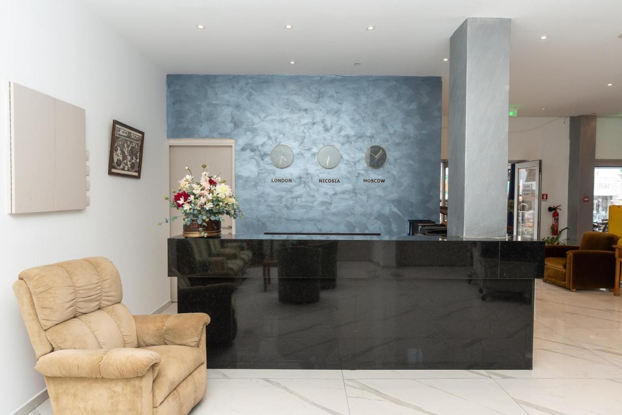 Flora Hotel Apartments Протарас Екстериор снимка