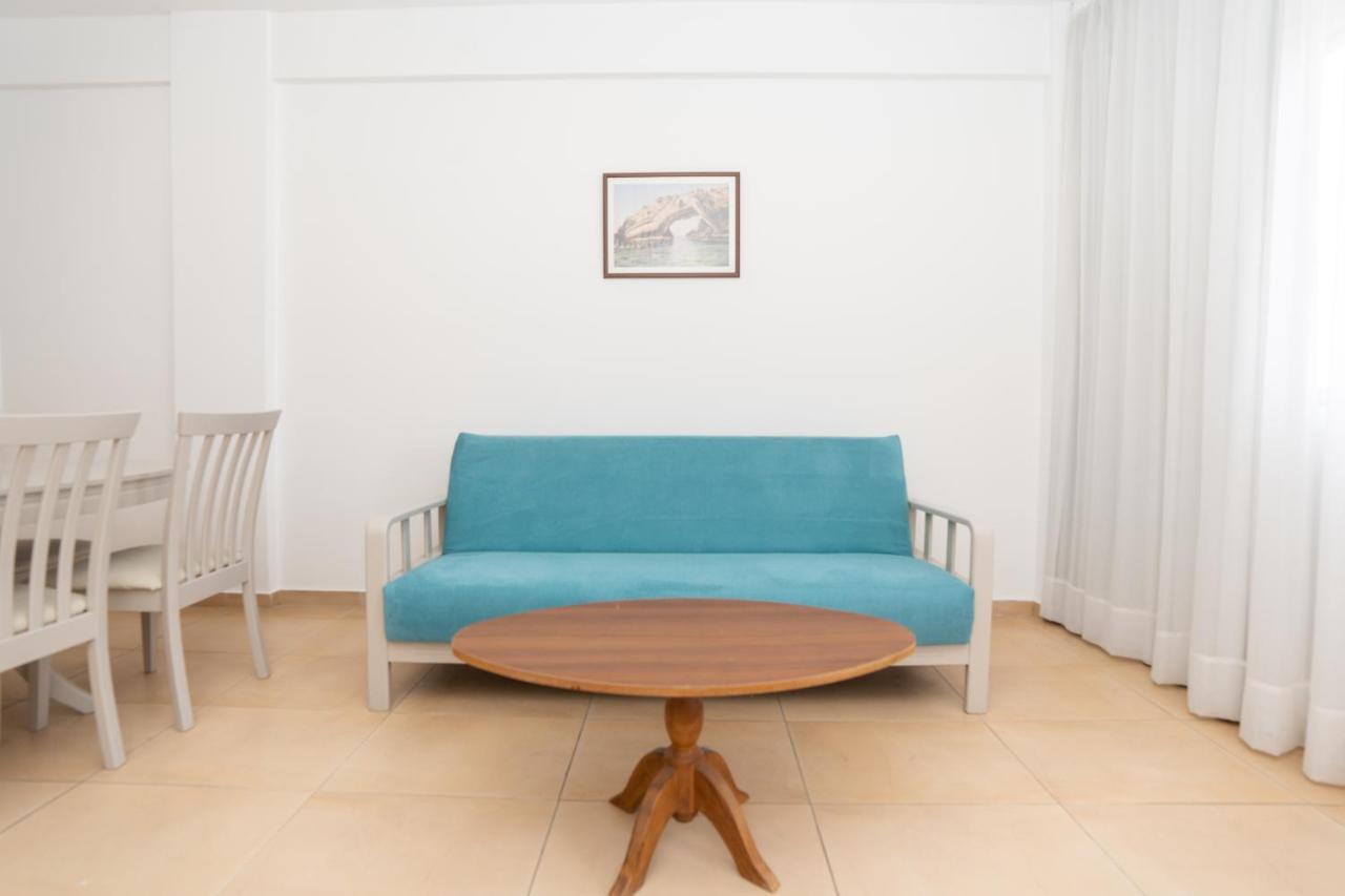 Flora Hotel Apartments Протарас Екстериор снимка